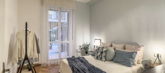 3 rooms Apartment in Modena, Italy No. 98689 47