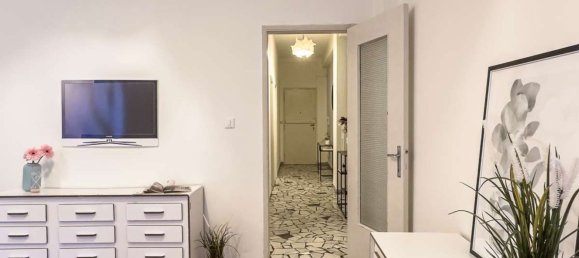 3 rooms Apartment in Modena, Italy No. 98689 70