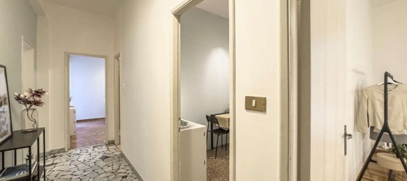 3 rooms Apartment in Modena, Italy No. 98689 53