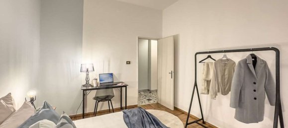 3 rooms Apartment in Modena, Italy No. 98689 26