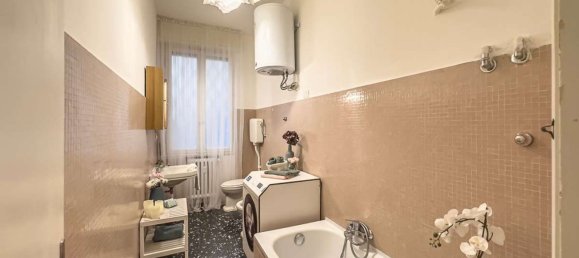 3 rooms Apartment in Modena, Italy No. 98689 35