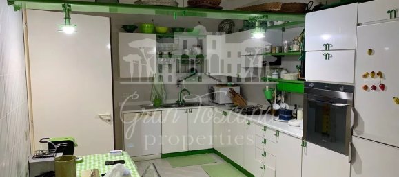 3 Schlafzimmer Villa in Massarosa, Italy, Nr. 304139 17