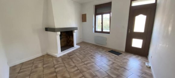 2 Schlafzimmer Villa in Douchy-les-Mines, France, Nr. 332501 3