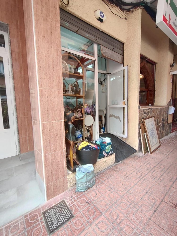 30 m² propiedad comercial en venta en Torrevieja, Alicante, Comunidad Valenciana, Spain № 369894