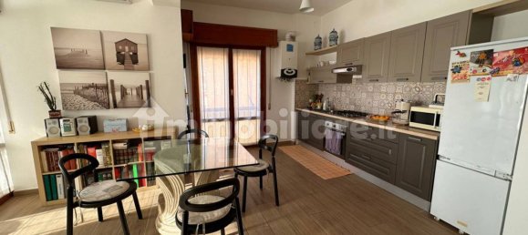 3 Schlafzimmer Wohnung in Genoa, Italy, Nr. 311438 11