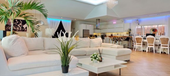 4 bedrooms Cafe / restaurant in Pattaya, Thailand No. 19562 10