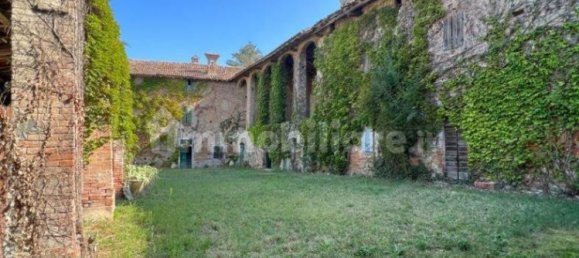 5 rooms Building in Spineto Scrivia, Italy No. 117300 2