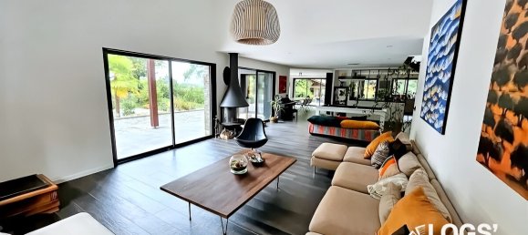 Villa de 6 dormitorios en Beychac-et-Caillau, France No. 352846 7