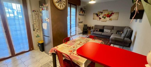 3 rooms Apartment in Lissone, Italy No. 234475 3