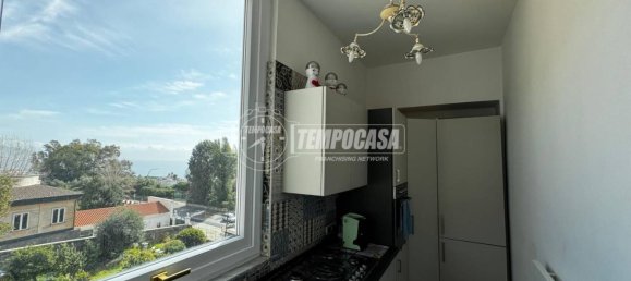 4 Schlafzimmer Wohnung in Naples, Italy, Nr. 9784 17