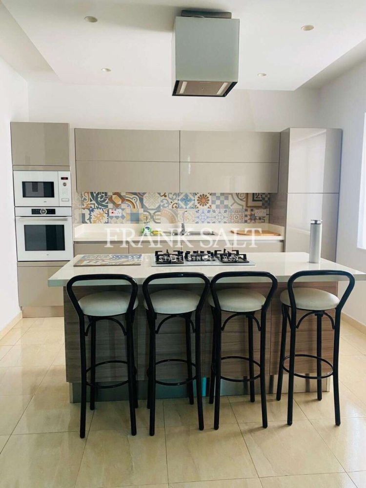 Apartamento de 2 dormitorios en Attard, Malta No. 10629