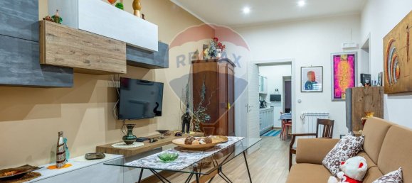 2 bedrooms Apartment in Bari, Italy No. 327973 2