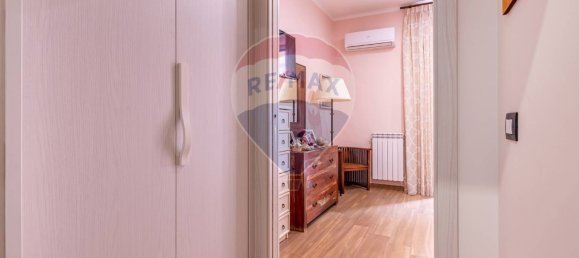 2 bedrooms Apartment in Bari, Italy No. 327973 9
