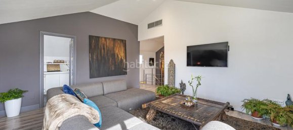 2 bedrooms Penthouse in Marbella, Spain No. 41405 16