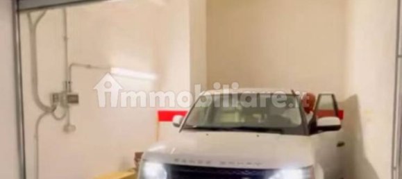 17m² Garage in Rome, Italy No. 205163 2