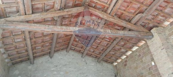 Casa de 4 divisões em Fara Filiorum Petri, Italy N.º 129414 16