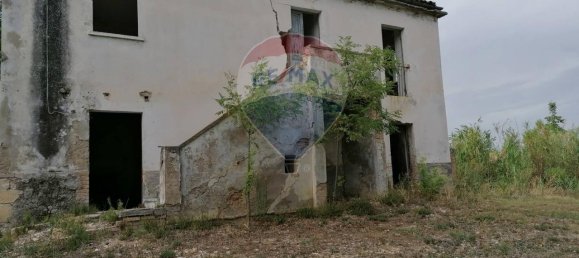 Casa de 4 divisões em Fara Filiorum Petri, Italy N.º 129414 6