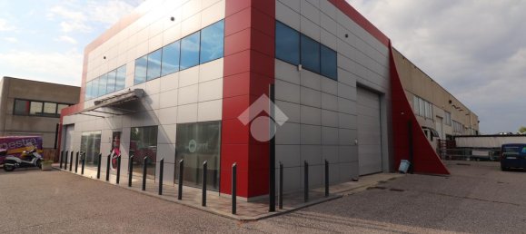 6-Zimmer Lagerhaus in Porto Mantovano, Italy, Nr. 147202 2