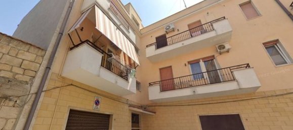 Apartamento de 3 habitaciónes en Cerignola, Italy No. 36375 11