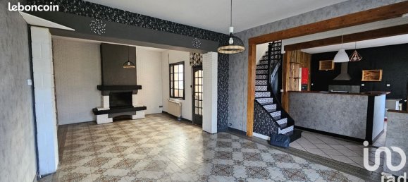 Дом с 6 комнатами в Эн, Франция № 44471 2