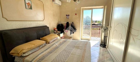 2 bedrooms Apartment in Casoria, Italy No. 348792 7