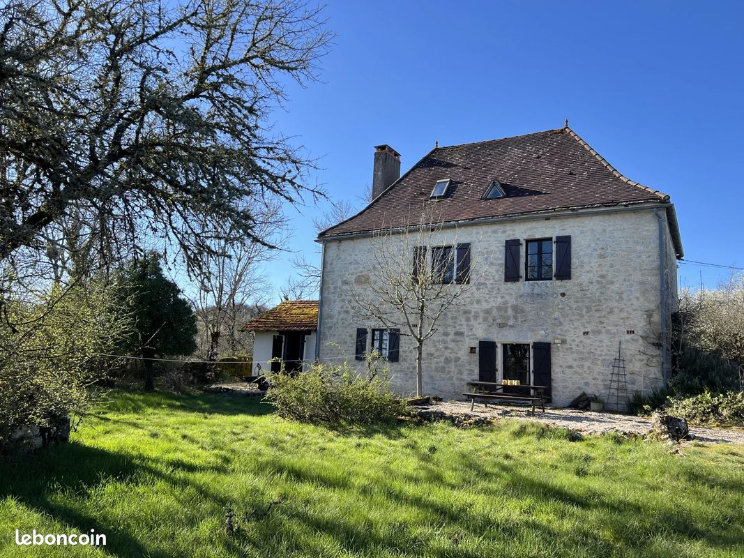 Дом с 3 спальнями в Лот, Франция № 337228