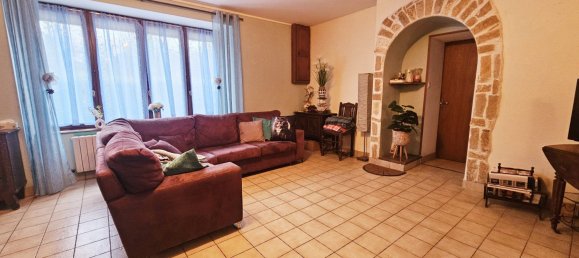 Casa de 4 dormitorios en Callac, France No. 320102 10