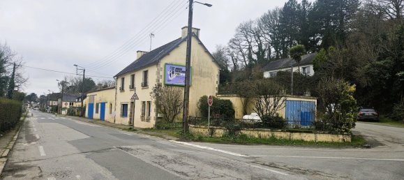 Casa de 4 dormitorios en Callac, France No. 320102 30