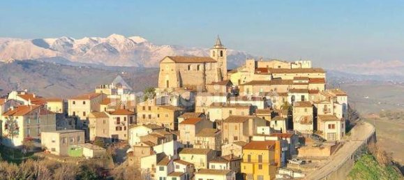 3 Schlafzimmer Haus in Lentella, Italy, Nr. 237200 2