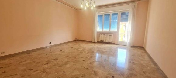 Квартира с 3 комнатами в Анкона, Италия № 154280 4