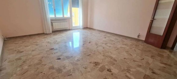 Квартира с 3 комнатами в Анкона, Италия № 154280 7