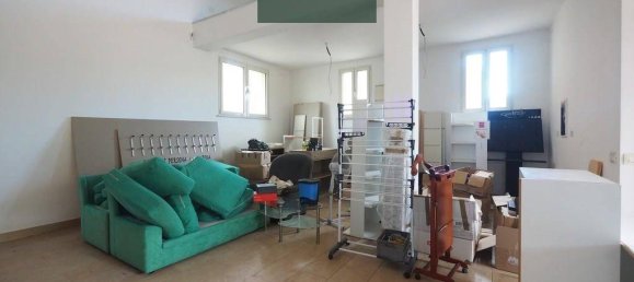 2غرفة عقار تجاري في Aulla, Italy رقم 351329 26