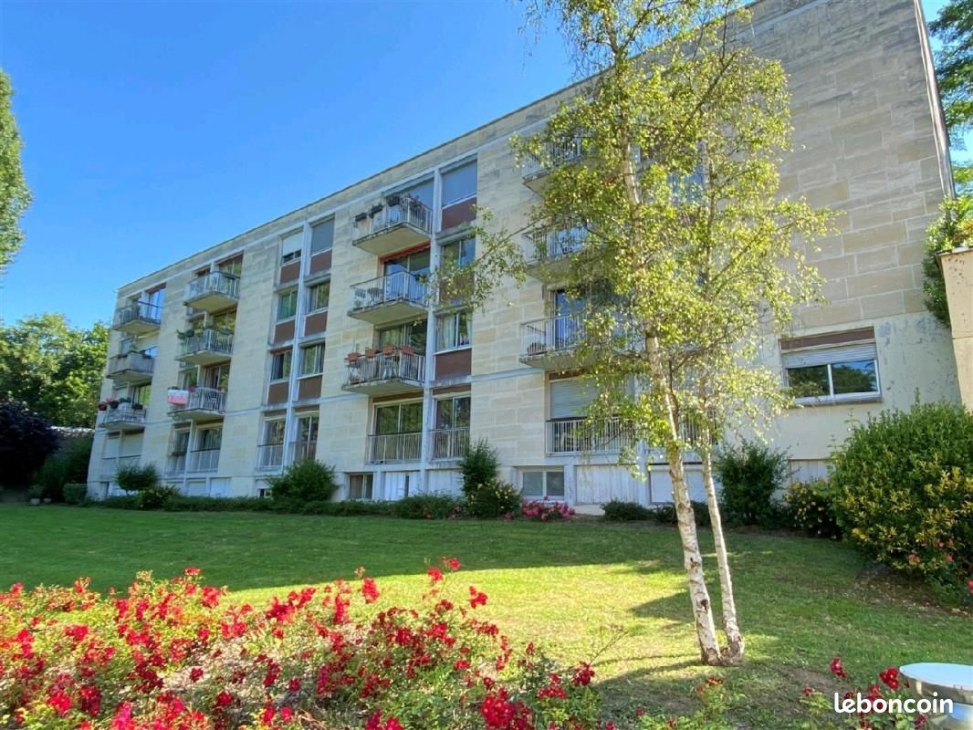 3 غرف نوم شقة في Taverny, France رقم 175988