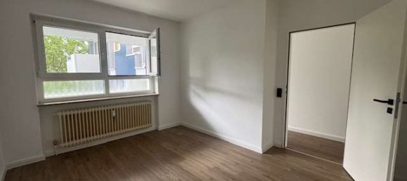 2 rooms Apartment in Bremen, Germany No. 221110 8
