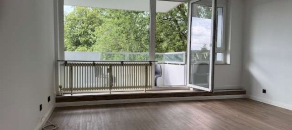 2 rooms Apartment in Bremen, Germany No. 221110 2