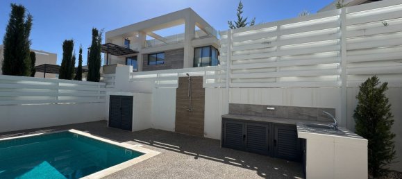 Villa de 3 dormitorios en Paralimni, Cyprus No. 3838 28