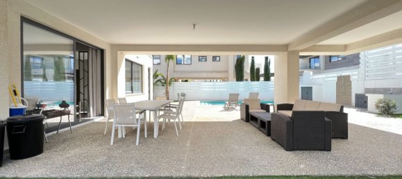 Villa de 3 dormitorios en Paralimni, Cyprus No. 3838 4