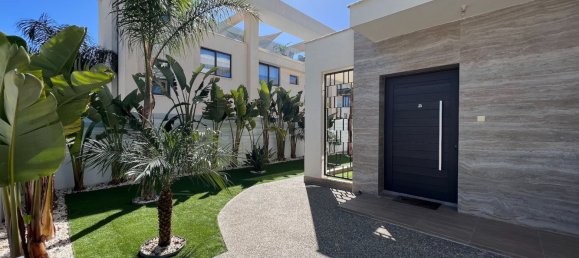 Villa de 3 dormitorios en Paralimni, Cyprus No. 3838 16