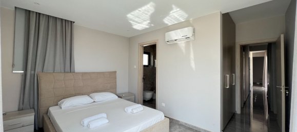 Villa de 3 dormitorios en Paralimni, Cyprus No. 3838 13