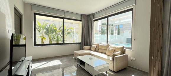 Villa de 3 dormitorios en Paralimni, Cyprus No. 3838 8