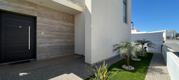 Villa de 3 dormitorios en Paralimni, Cyprus No. 3838 18