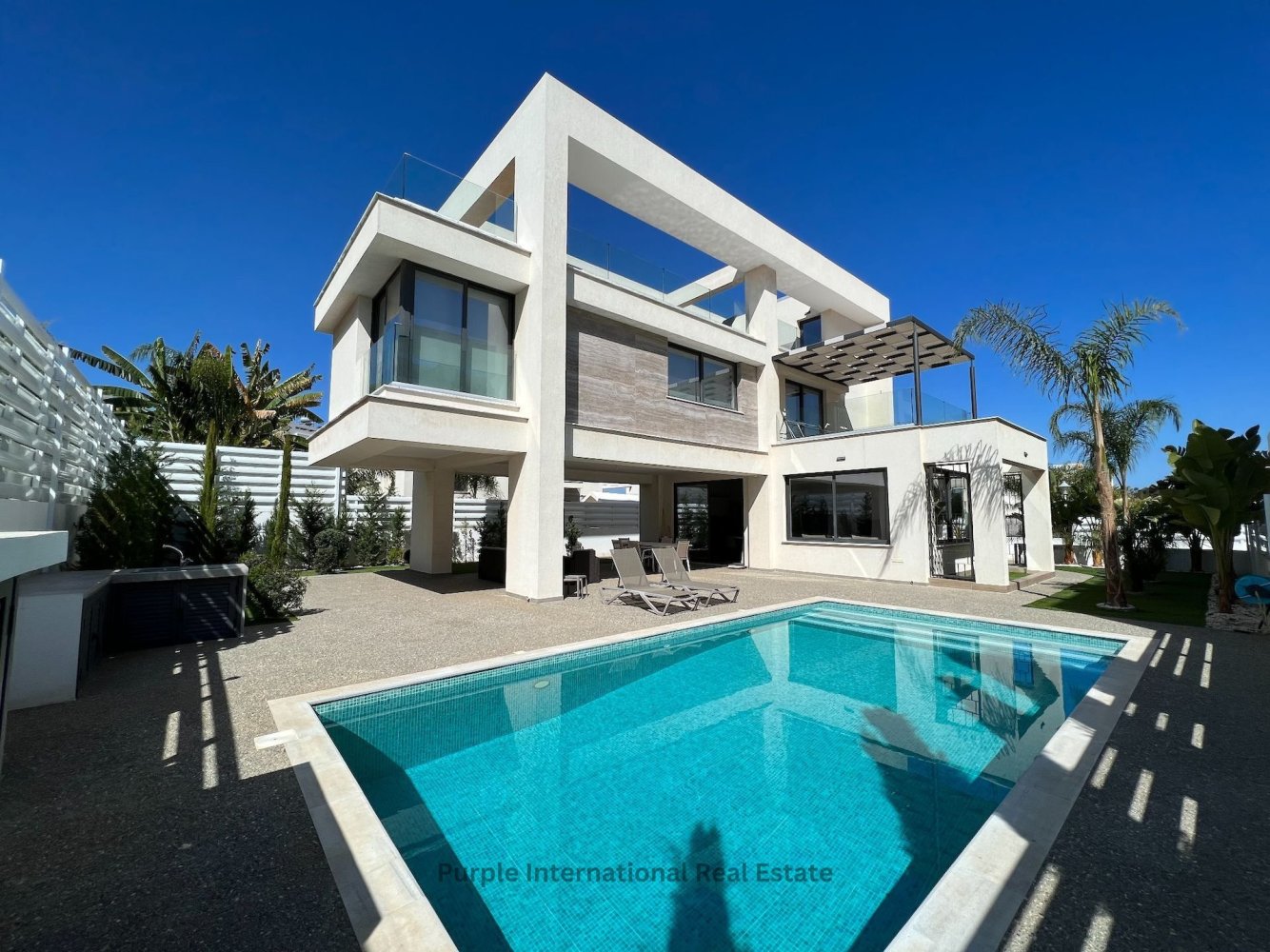 Villa de 3 dormitorios en Paralimni, Cyprus No. 3838