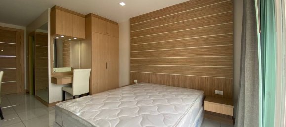 Studio in the Condo in Pattaya, Thailand No. 33431 6