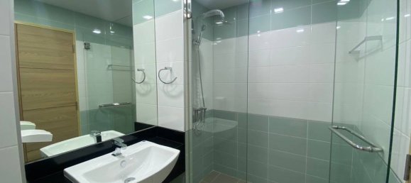 Studio in the Condo in Pattaya, Thailand No. 33431 3