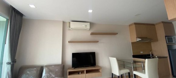 Studio in the Condo in Pattaya, Thailand No. 33431 7