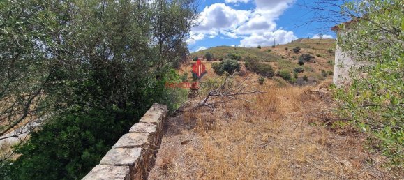 5 Schlafzimmer Haus in Alferce, Portugal, Nr. 129678 28