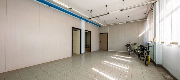 مستودع في Moncalieri, Italy 180متر مربع رقم 72772 7