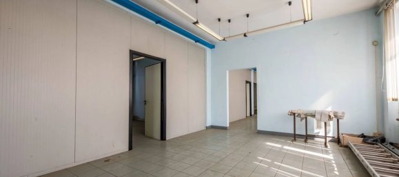 مستودع في Moncalieri, Italy 180متر مربع رقم 72772 3