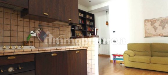 Apartamento de 3 dormitorios en Rome, Italy No. 16658 4