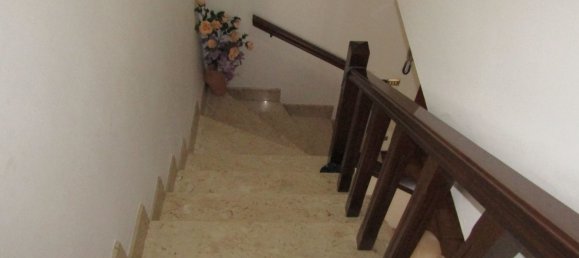 5 rooms House in Carrara, Italy No. 48140 18